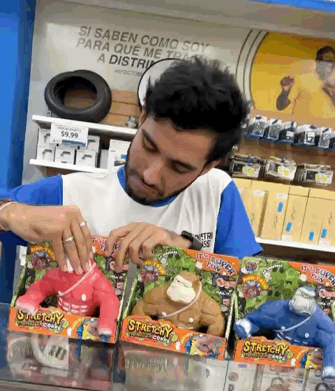 JUGUETE MONSTER CORPS STRETCHY