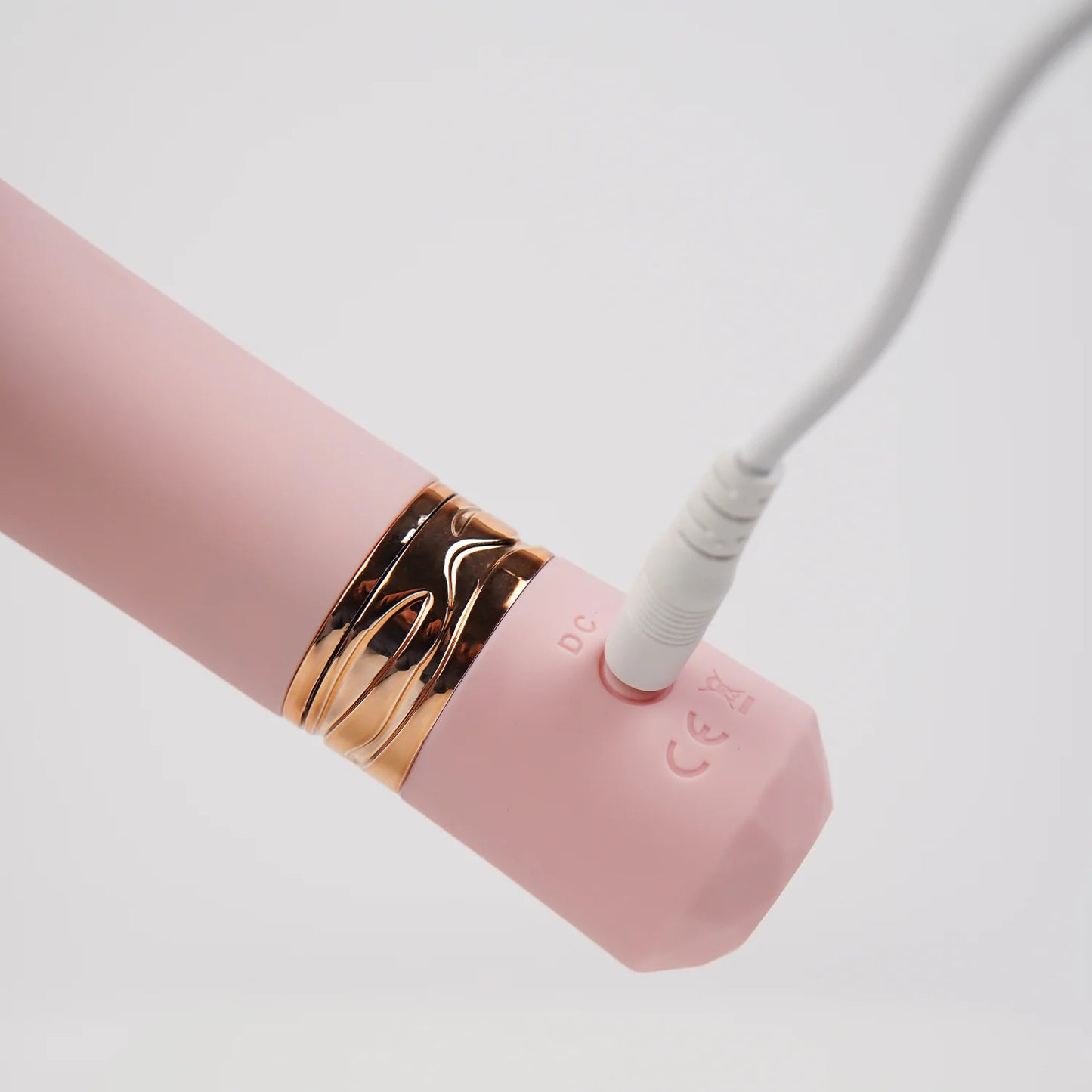 VIBRADOR YARAY LAPIZ DE LABIO LABIAL