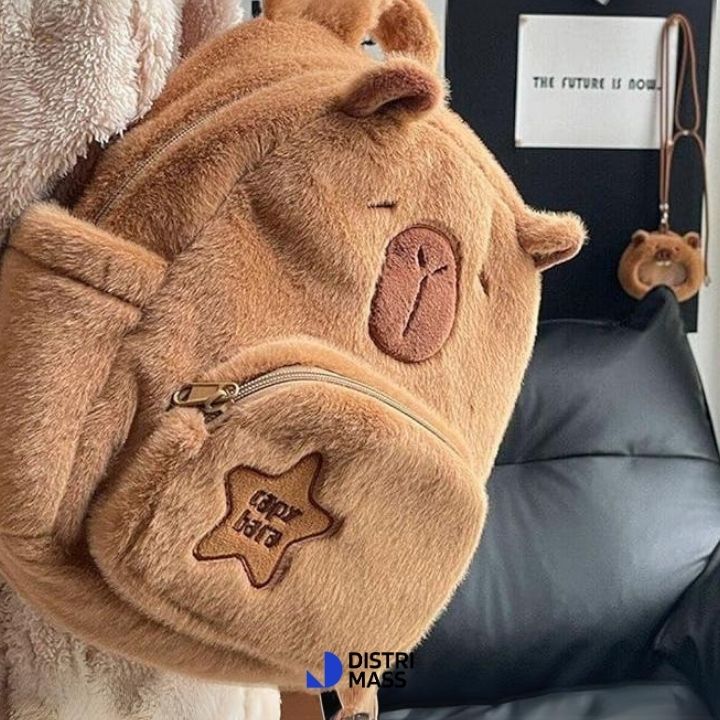 MOCHILA TIPO PLEUCHE DE CAPYBARA